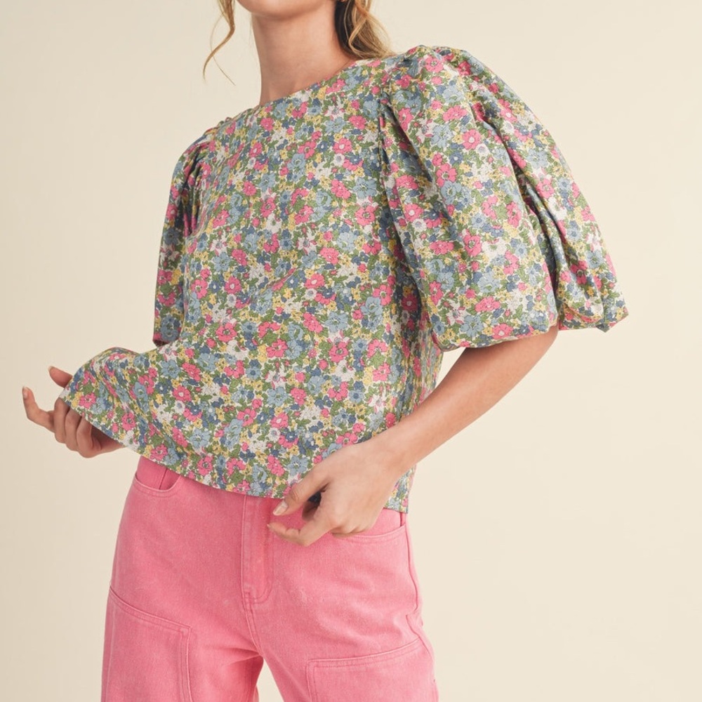 Floral Puff Sleeve Blouse